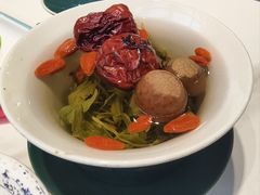 -三江源美食城