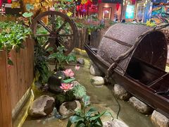 -老滇山寨•云南特色菜•地方菜•民族风情歌舞表演(金碧店)