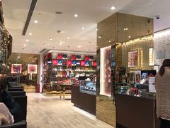 -VENCHI 闻绮(北京国贸商城店)