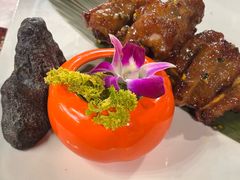 -刘姐啤酒鱼民族演艺餐厅(西街总店)