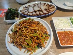 老味熏肉-姥姥家春饼店(佳亿时尚广场店)