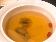 天麻豚骨汤-沈灶河豚宴·河豚融合餐厅(汉中路店)