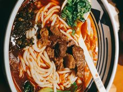 -鑫花溪牛肉米粉(东环大润发店)