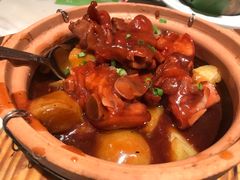 姑妈焖猪手-汤城小厨•粤菜•靓汤(西直门凯德MALL店)