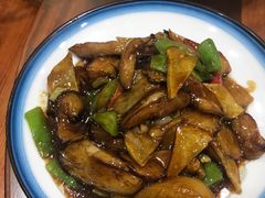 -六禾熏酱小酒馆·东北菜(海甸岛店)