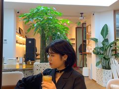 -Line 咖啡(石厦花园店)