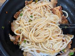 -丫丫桂林米粉(学府店)