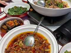 -老湘亲·品鉴湘菜(蔡塘爱琴海店)