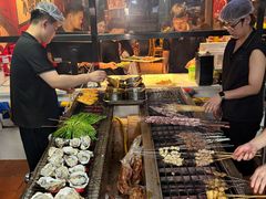 -华府九号海鲜烧烤大排档(龙域店)