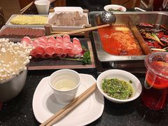 -百年川椒重庆老火锅(光谷店)