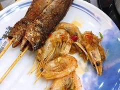 -锤头鲨毛肚海鲜烤肉自助餐厅(国购广场店)