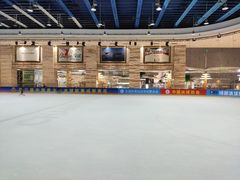 -冠军冰场(环球中心店)