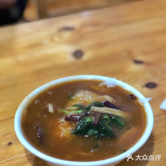 阿宁陵水酸粉·海鲜椰子鸡