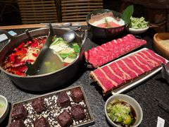 -三出山火锅(南京万象天地店)