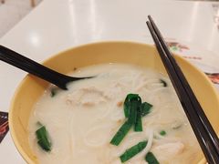 -谭仔米线(皇庭广场店)
