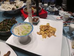 -巴国布衣(新豪天地店)