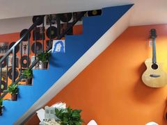 -八度音乐吉他教室(汉广店)