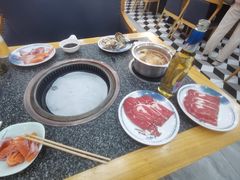 -锤头鲨毛肚海鲜烤肉自助餐厅(国购广场店)