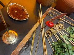 -何师烧烤Pro ·江湖川菜·小龙虾·精酿啤酒(太古里旗舰店)