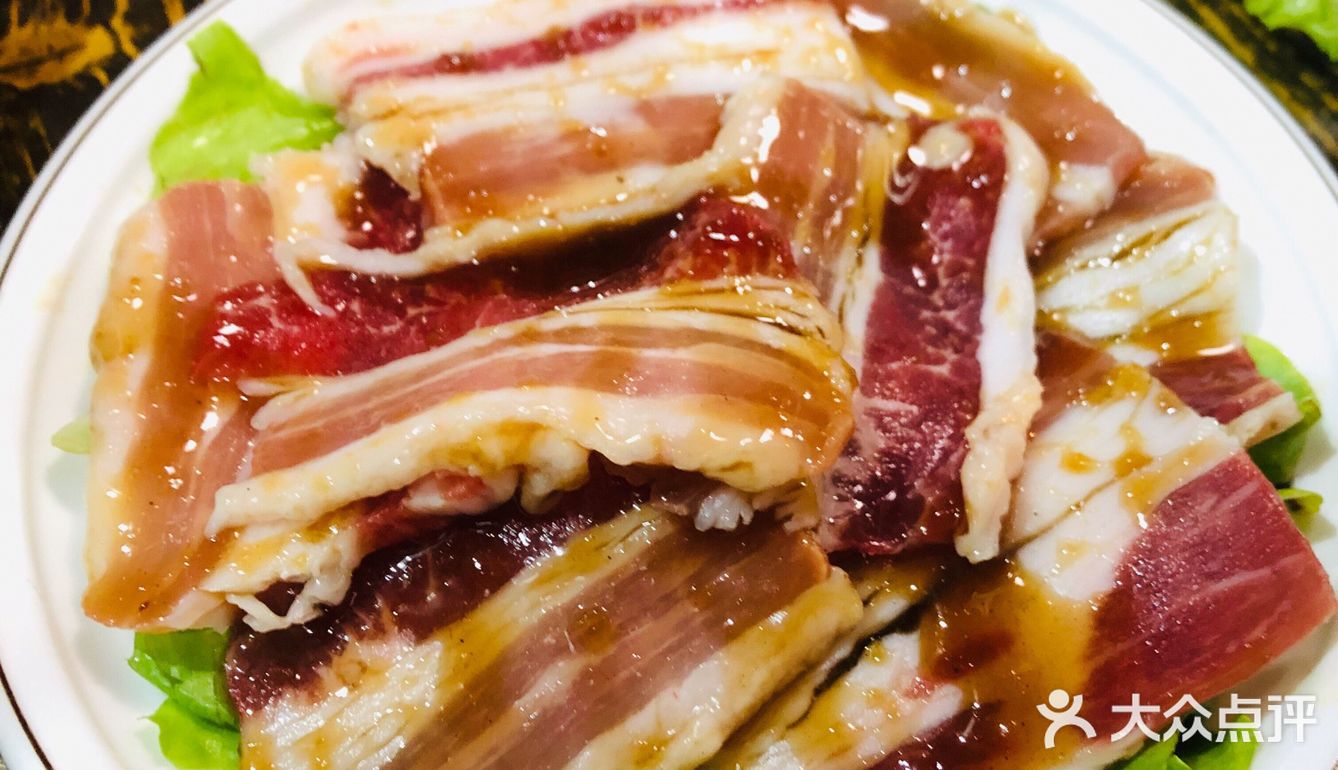 这下又要重3斤，但为了五花肉、招牌烤牛肉，我无怨无悔