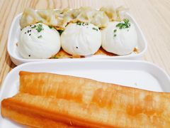 -万利隆包子铺(清石广场店)