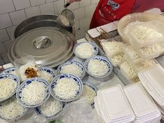 -高师傅特色米粉汤包(建设路店)