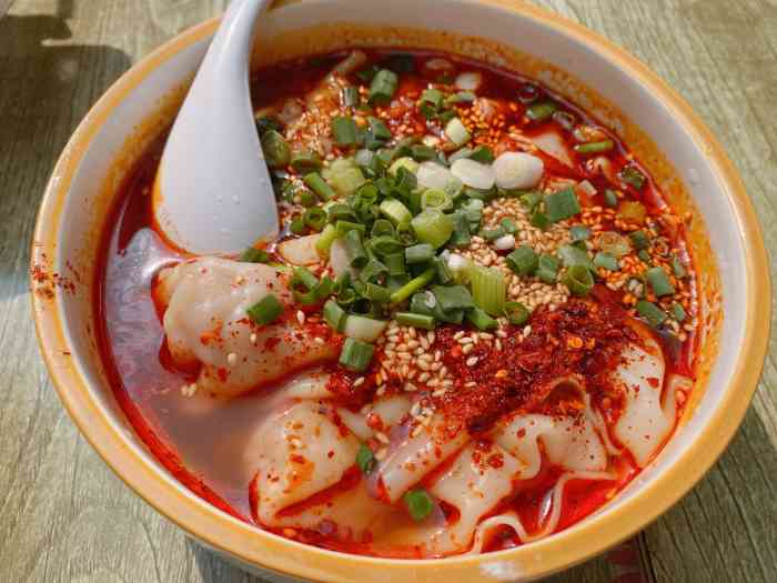 老煮门抄手(蜀都中心店)-"蜀都中心二期新开的一家抄手店,二期抄手店.