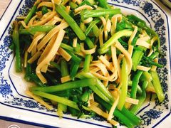 清炒水芹菜-洞天食府(北大街店)