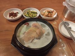 -长寿参鸡汤(朝韩风情街店)