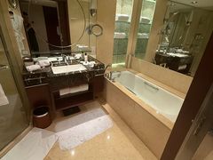 -上海波特曼丽思卡尔顿酒店