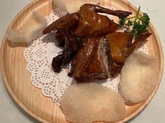 秘制脆皮乳鸽-避风塘(嘉兴八佰伴店)