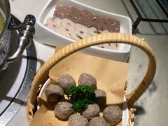 -左庭右院鲜牛肉火锅(浦江欢乐颂店)