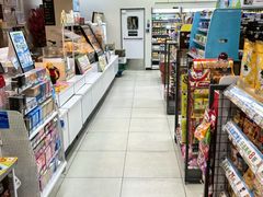 -全家便利店(沪太路三店)