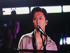 -上海体育场
