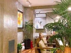 -HIGH FIVE哈福手工汉堡(桂林路店)