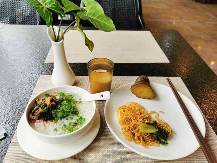 宝悦酒店(深圳宝安西乡地铁站店)-"好吃,量足,便宜,服务好,推荐.