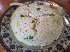 蛋炒饭-炉小二铜锅牛蛙•川湘菜(三里屯店)