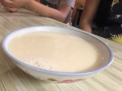 甜豆浆-嵊州特色小吃(萧山街店)