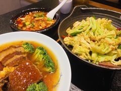 -万重锦·人文川菜馆(骡马市店)