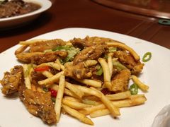 -吴记酱骨炖菜馆(康安路店)