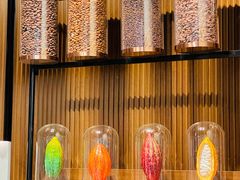 -Laderach 莱德拉(上海环贸iapm店)