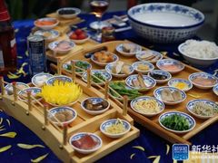 -桥馫源蒙自过桥米线(蒙自店)