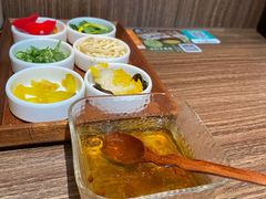 -良米山·云南野生菌过桥米线(上海首店)