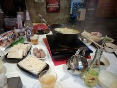 -鲜入围煮花胶鸡海鲜火锅