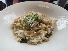 -蝴蝶里·粤菜·点心(滨江龙湖店)