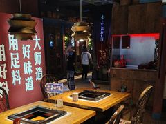 -老牌坊云南鱼豆花火锅(哈西万达店)