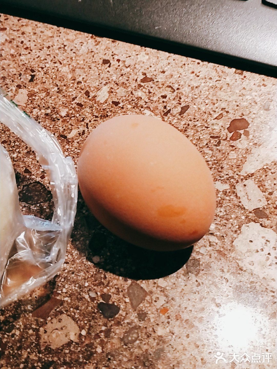 今天在豆浆油条这家买的，因为他们家的素菜包子比较多