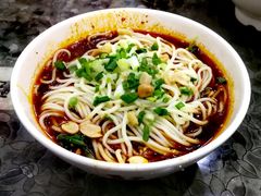 重庆小面-秦云老太婆摊摊面(较场口店)