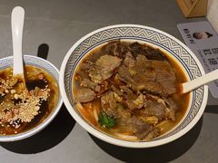 -粉吖吖·邵阳米粉(体育西路店)