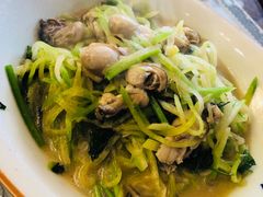 萝卜丝炒海蛎子-以前的小酒馆(中山广场店)